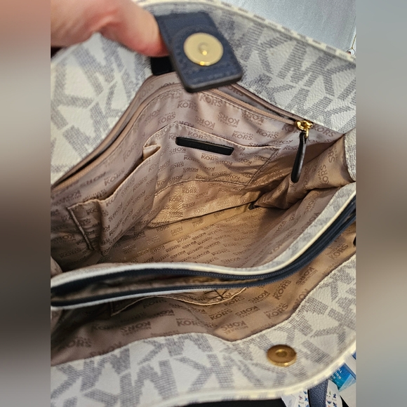 Michael Kors large tote handbag - Picture 10 of 10